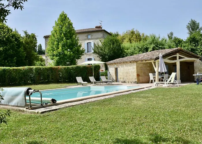 Ferienhaus Les Bardots Puysserampion